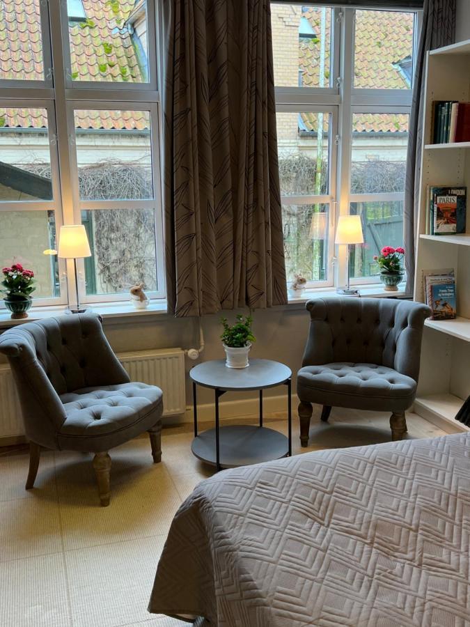 Apothekergaarden Stege Stuen Mod Gardhaven Bed and Breakfast Exteriör bild